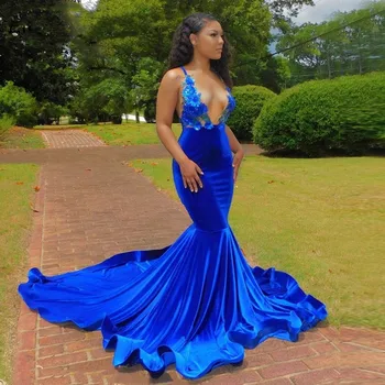 Kraliyet Mavi Seksi Mermaid balo kıyafetleri 2022 Afrika Siyah Kızlar Kadınlar Payetli Kadife V Yaka Uzun Backless Örgün Parti Törenlerinde