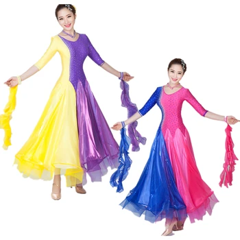 Büyük Salıncak Canlı Renk Ekleme Elmas Standart Balo Salonu Dans Elbise, Kadın Tango / Vals / Foxtrot / Modern Sahne Performansı Kostüm