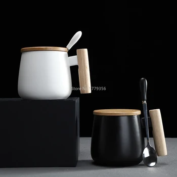 Iskandinav Tarzı Siyah Beyaz Yağ Vücut Kahve ahşap saplı kupa ve Kaşık Modern Tarzı Ofis Kullanımı Su sütlü içecekler Seramik Bardak