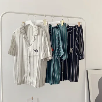 Kadın ve Erkek Pijama Takım Elbise Uyku Seti Çift 2 ADET Kıyafeti Rayon Ev Giysileri Pijama Yaz Üst ve Şort Çizgili Samimi İç Çamaşırı