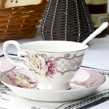 Ingiliz Tarzı Lüks Fas Kahve fincan ve çay tabağı Seti Altın Kolu Seramik Cappuccino Öğleden Sonra çay bardağı