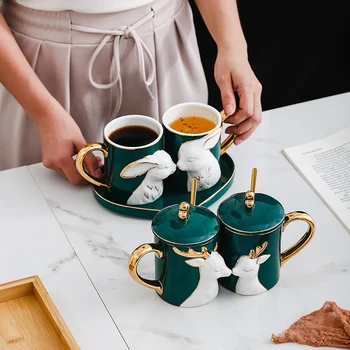 Iskandinav çiftler için kupa Düz Renk Altın Çizim Kahve Kahvaltı Bardak Kaşık Tepsisi ile Ev Öğleden Sonra Çay Tatlı Tabağı Hediye için