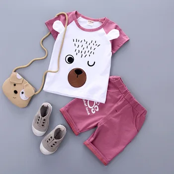 Yeni Erkek Takım Elbise Çocuk T-shirt Şort Karikatür Baskılı Bebek İki parçalı Toptan