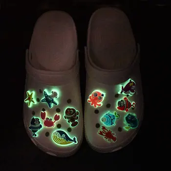 Aydınlık Floresan Okyanus Serisi Delik Ayakkabı Takılar Aksesuarları Croc ayakkabı tokası Ayakkabı Çiçek DIY Ayakkabı Süslemeleri