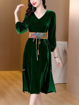 Sonbahar Kış Yeşil Kadife Kalın Sıcak Midi Elbise Kadınlar Zarif Bodycon rahat elbise 2022 Kore Moda V Yaka Parti gece elbisesi 1