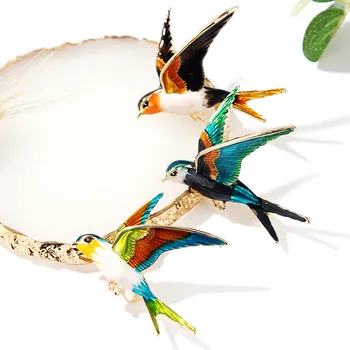 Rhinestone Swallow Broş Kadınlar için Güzel Renkli Kuş Hayvan Broş Pin 3 Renk Mevcut İyi Kız Hediye Toptan