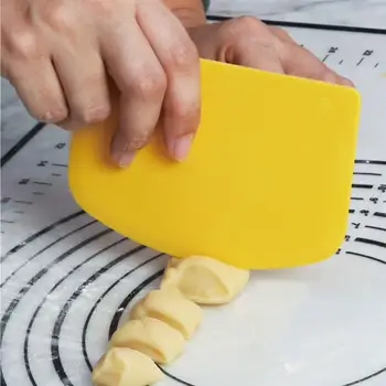 1 adet Hamur Kazıyıcı Plastik Kaymaz Ergonomik Hamur Kesici Pasta Chopper Mutfak DIY Pişirme Araçları Aksesuarları