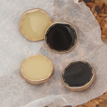 15/20 / 25mm Yuvarlak Izgara Kahverengi Ceket Metal Düğmeler Konfeksiyon İçin Vintage Kış Süslemeleri Dikiş DIY El Sanatları İğne Toptan 2